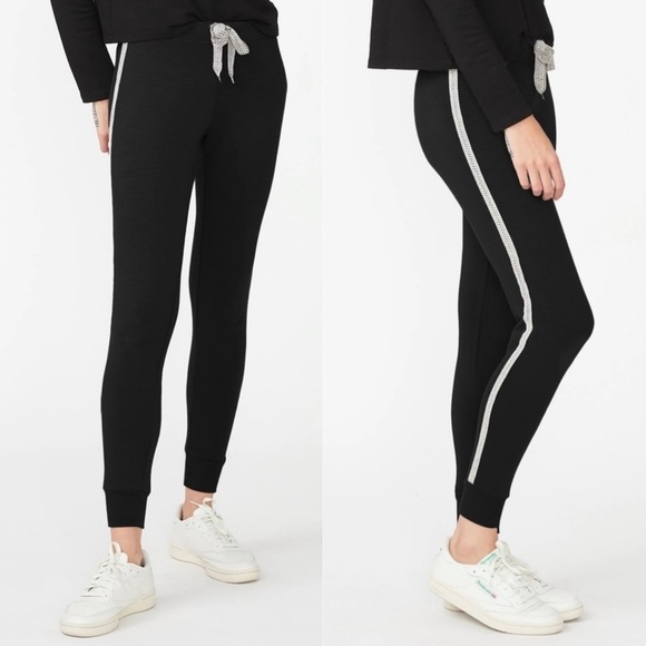 Monrow Pants - NWT Monrow Supersoft Skinny Sweatpants L Vintage Black Chevron Joggers REVOLVE